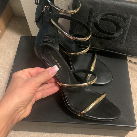 Heels and matching bag - Picture 2 of 8